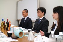 左より山本氏・原田氏・井藤氏